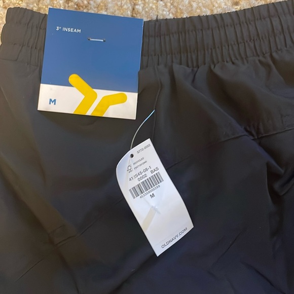 NWT Black Gym Shorts Athletic Black Medium - Picture 3 of 4